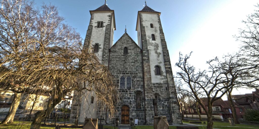 Mariakirken Bergen Noruega - Visit Bergen