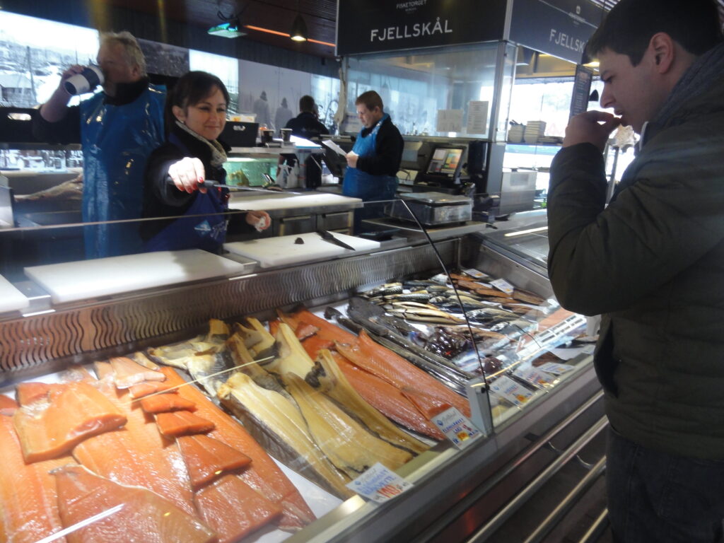 Mercado de Peixe de Bergen - Magu Mathias