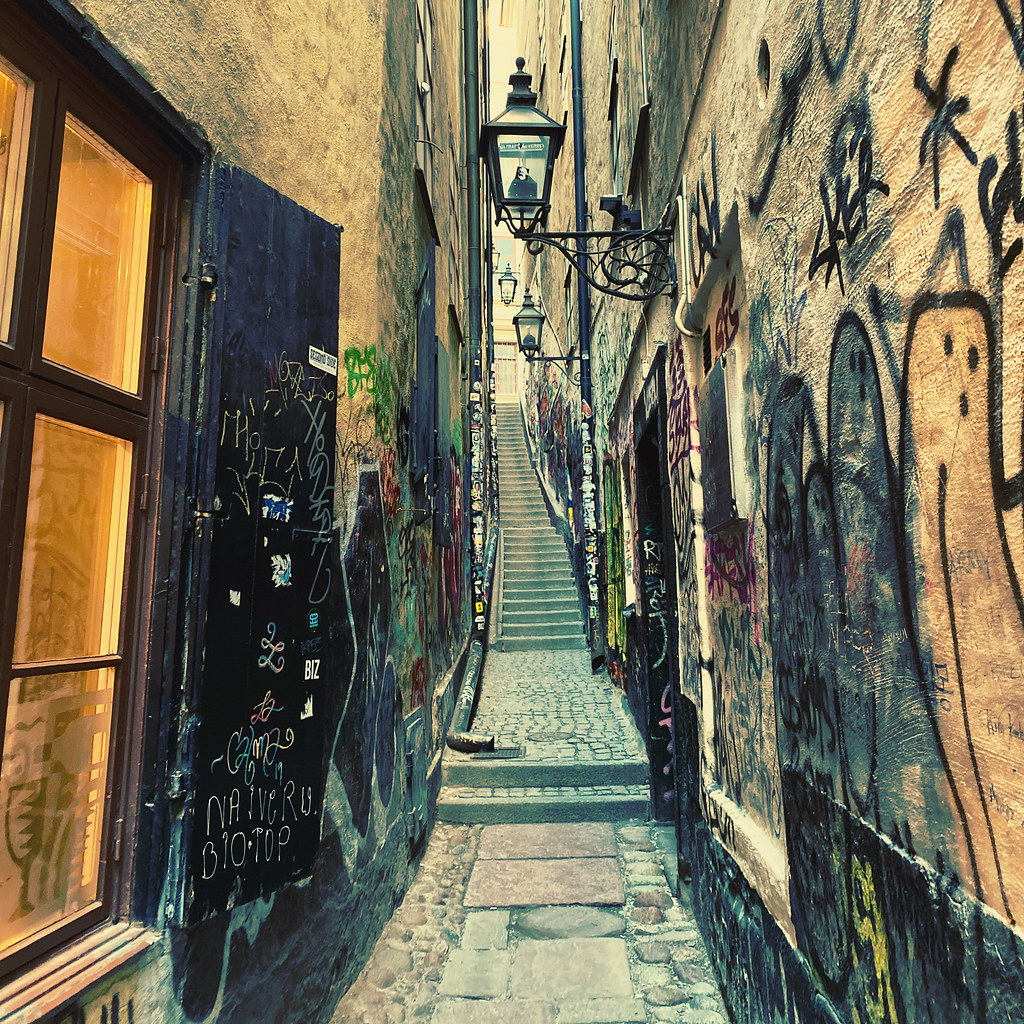 Rua mais estreita de Estocolmo Gamla Stan - Flickr