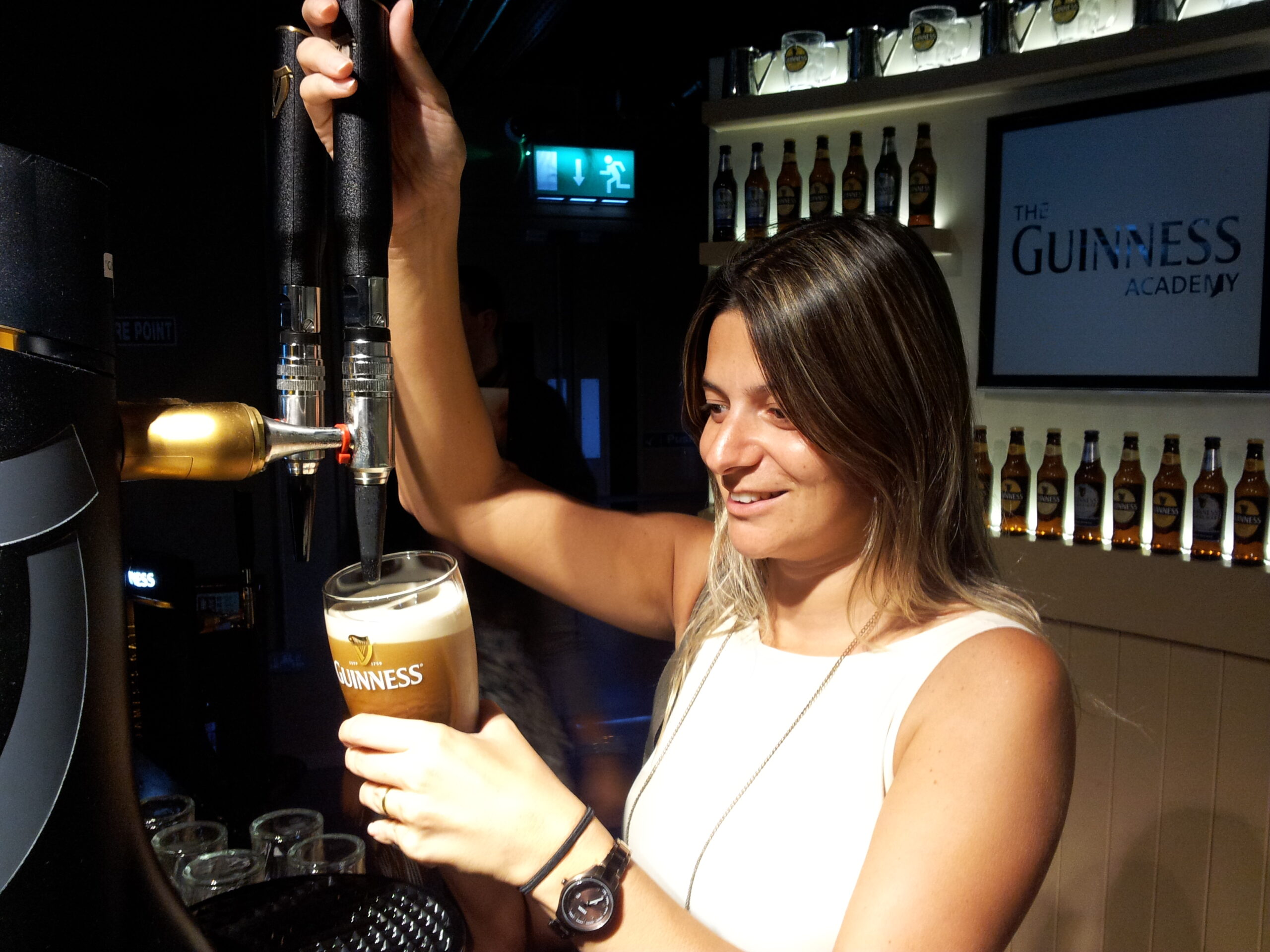Guinness Storehouse: aprendendo a tirar a pint de Guinness perfeita em Dublin - Magu Mathias