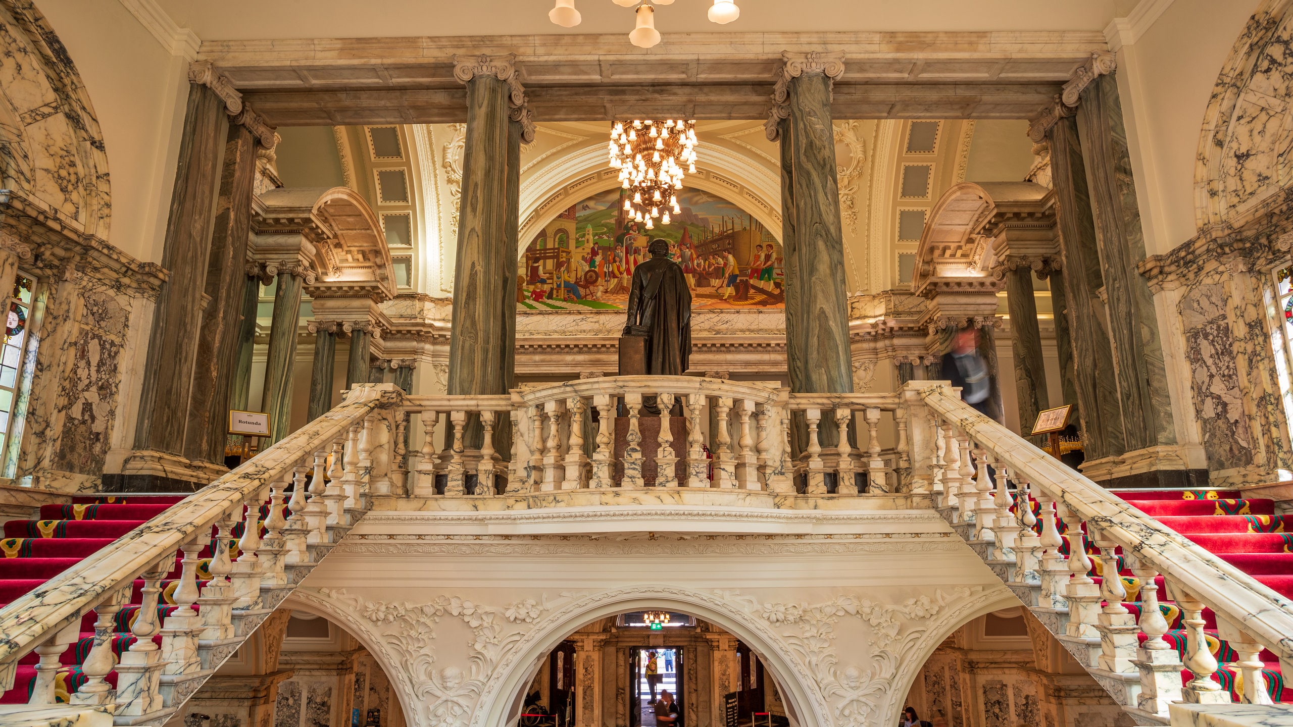 Belfast City Hall - Expedia