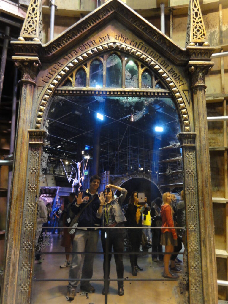 Espelho de Ojesed Warner Bros Studio Londres - Magu Mathias