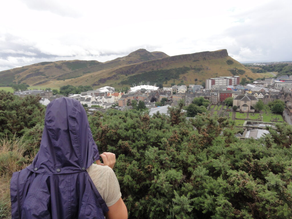 Vista do Arthurs Seat de Calton Hill Edimburgo - Magu Mathias