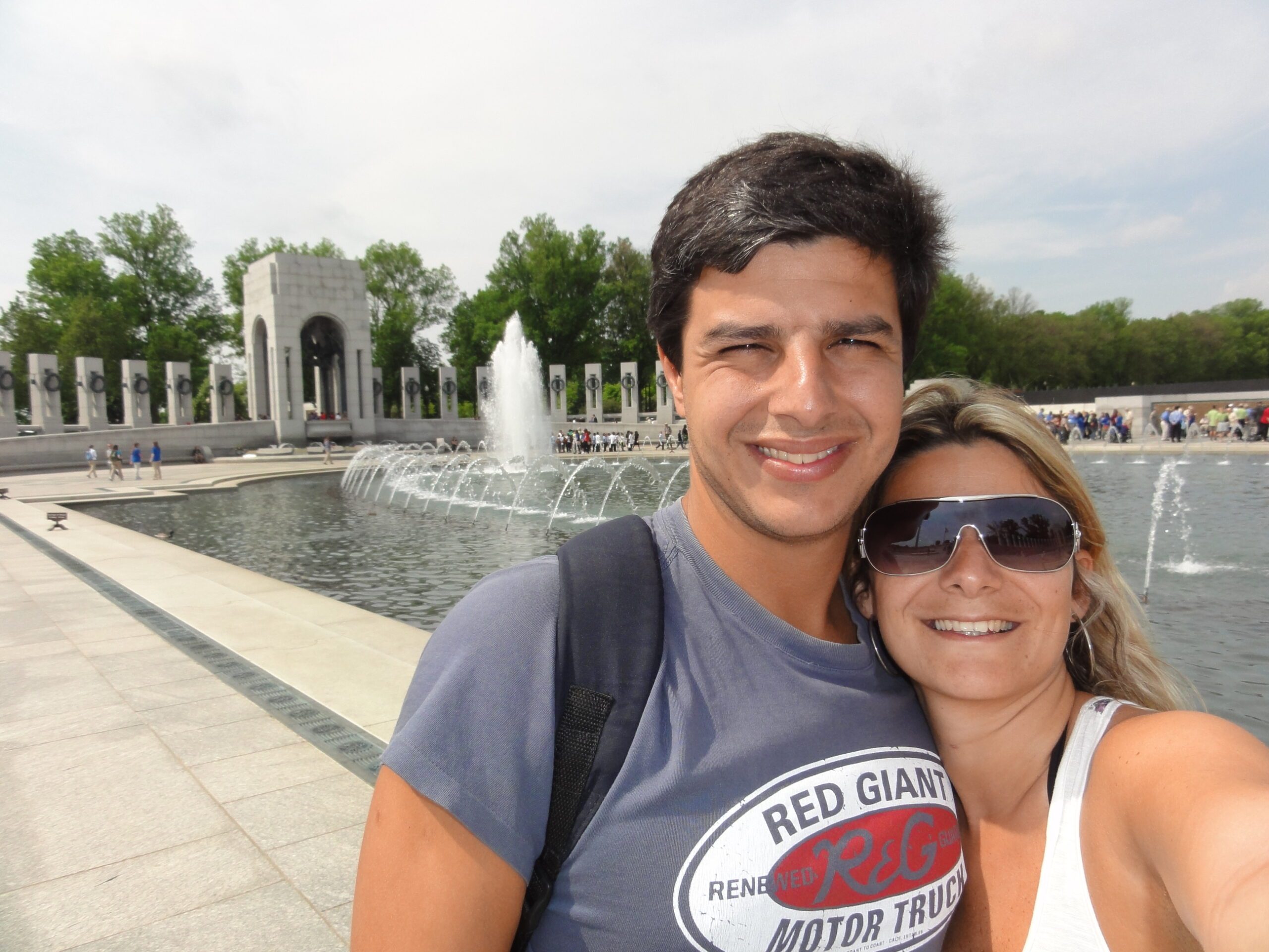 Memorial da Segunda Guerra Mundial no National Mall: uma das principais atrações de Washington DC! - Magu Mathias