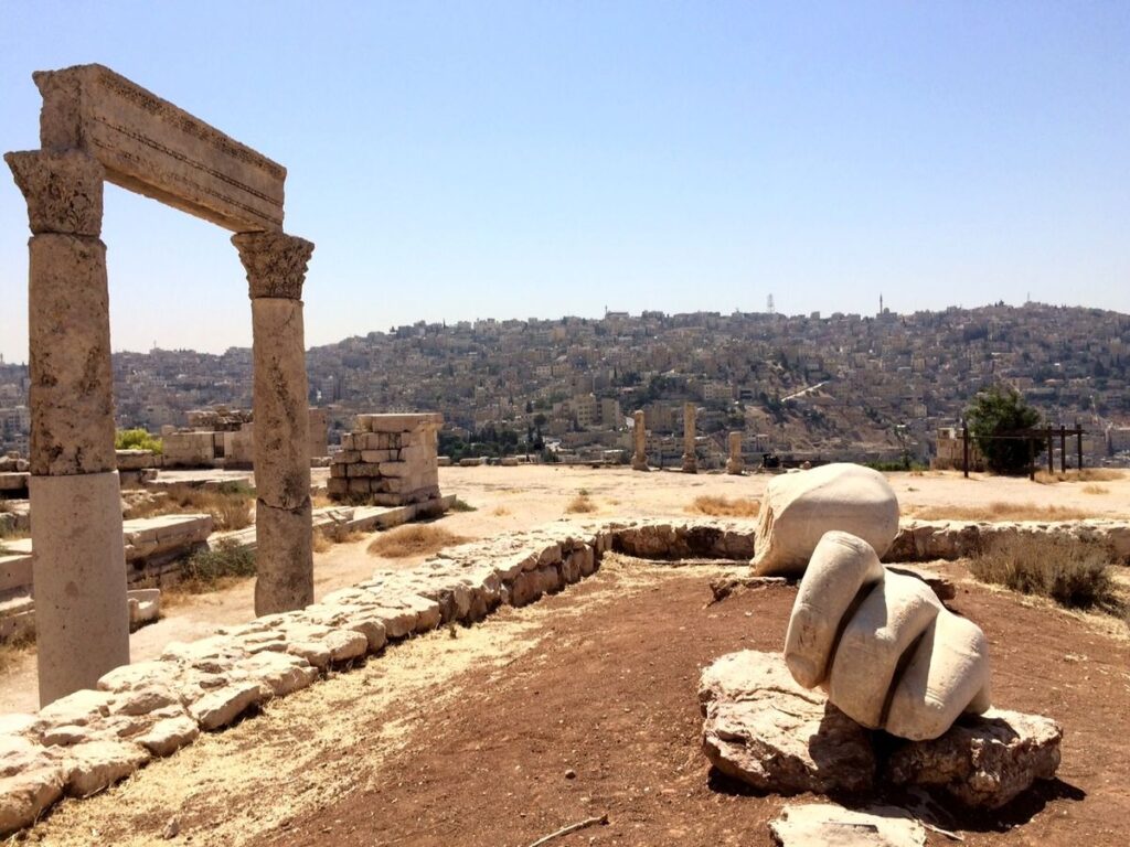 Templo de Hércules Cidadela de Amã - Atlas Obscura