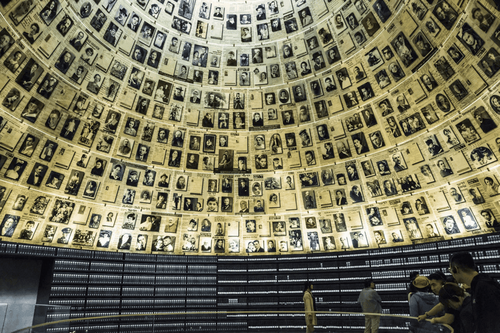 Yad Vashem Museu do Holocausto Jerusalém - Britannica