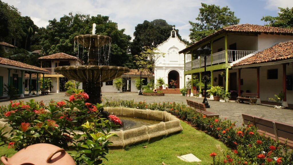 Complejo Turístico Mi Pueblito Panamá - Decapolis Hotel