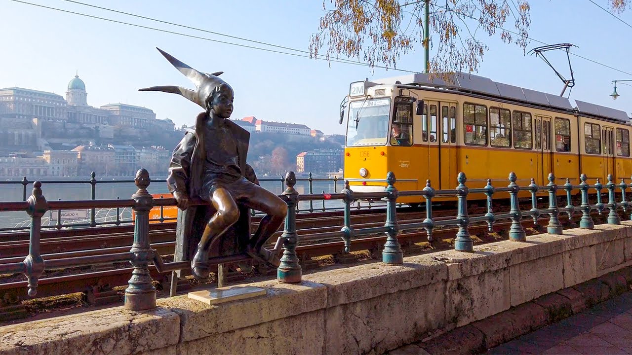 Danube Promenade Budapest - Arwin Tours