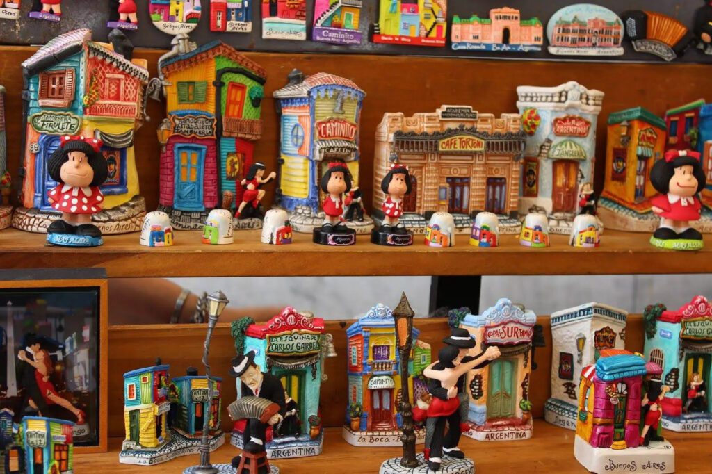 Estátua da Mafalda Buenos Aires - Aguiar Turismo Buenos Aires