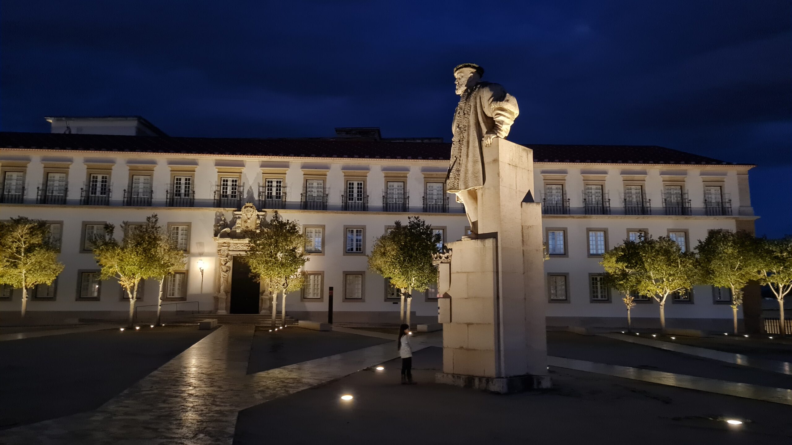 Família curtindo as atrações de Coimbra - Magu Mathias