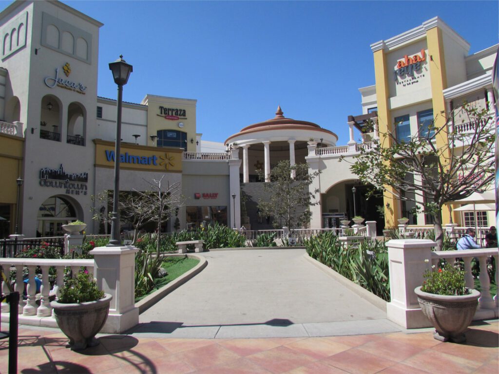 Plaza Galerías Hipódromo Tijuana - ACYMA del Noroeste
