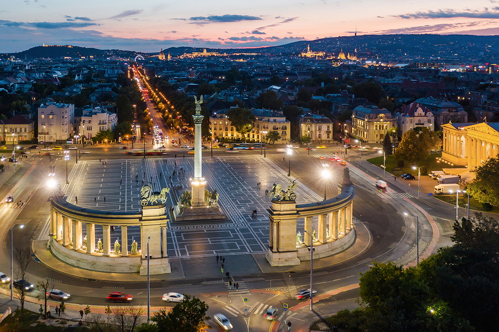 Praça dos Heróis Budapeste - Budapestinfo