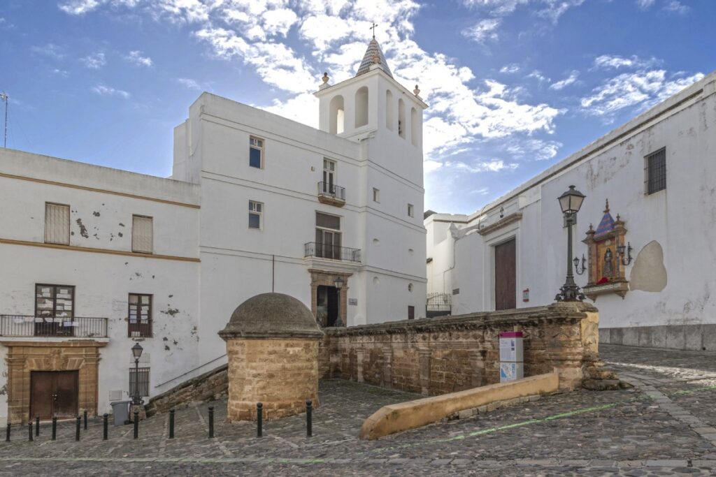 Bairro del Populo Plaza de Fray Félix Cadiz - Turismo de Observación