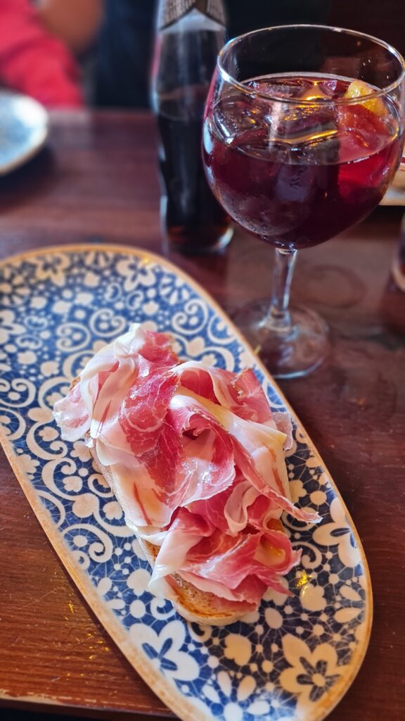 Cerveceria Morito Burgos - Magu Mathias