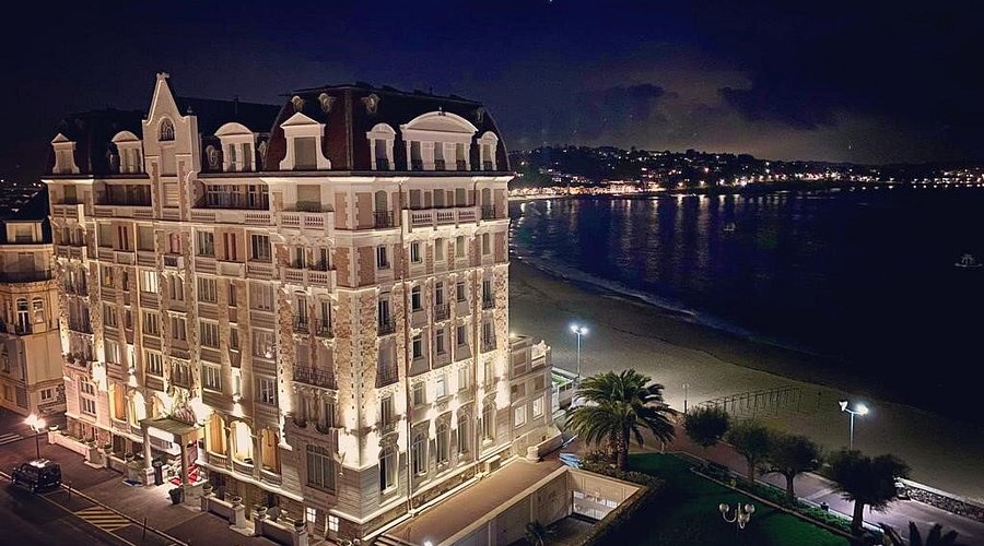 Grand Hôtel Saint Jean de Luz - Guide du Pays Basque