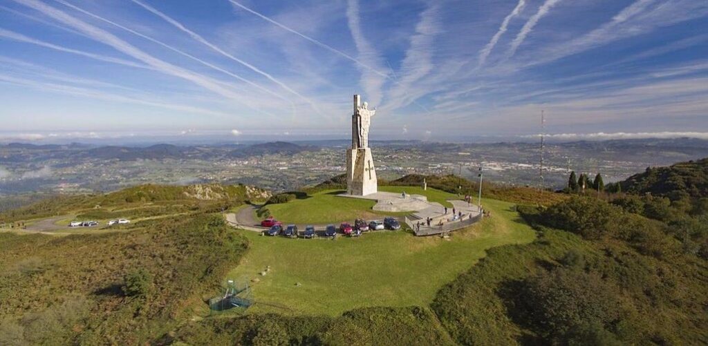 Monte Naranco Oviedo - Apartamentos EUROPA Oviedo