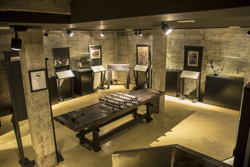 Museu da Tortura Santillana del Mar - 7toucans