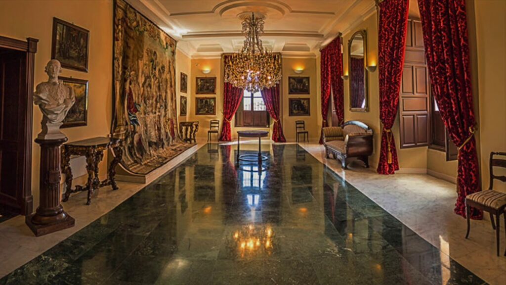 Palácio de los Golfines Cáceres - Florian Yubero Cañas