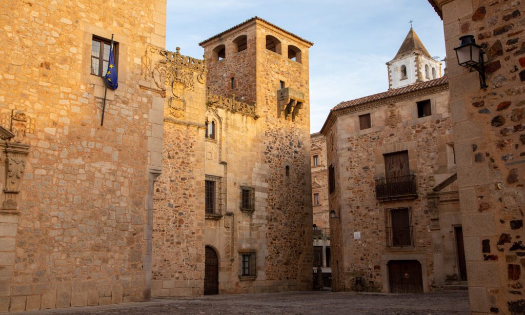 Palácio de los Golfines Cáceres - Palacio de los Golfines de Abajo