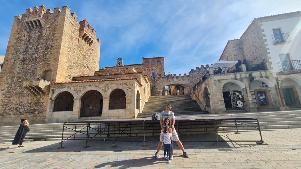 Plaza Mayor de Cáceres - Magu Mathias