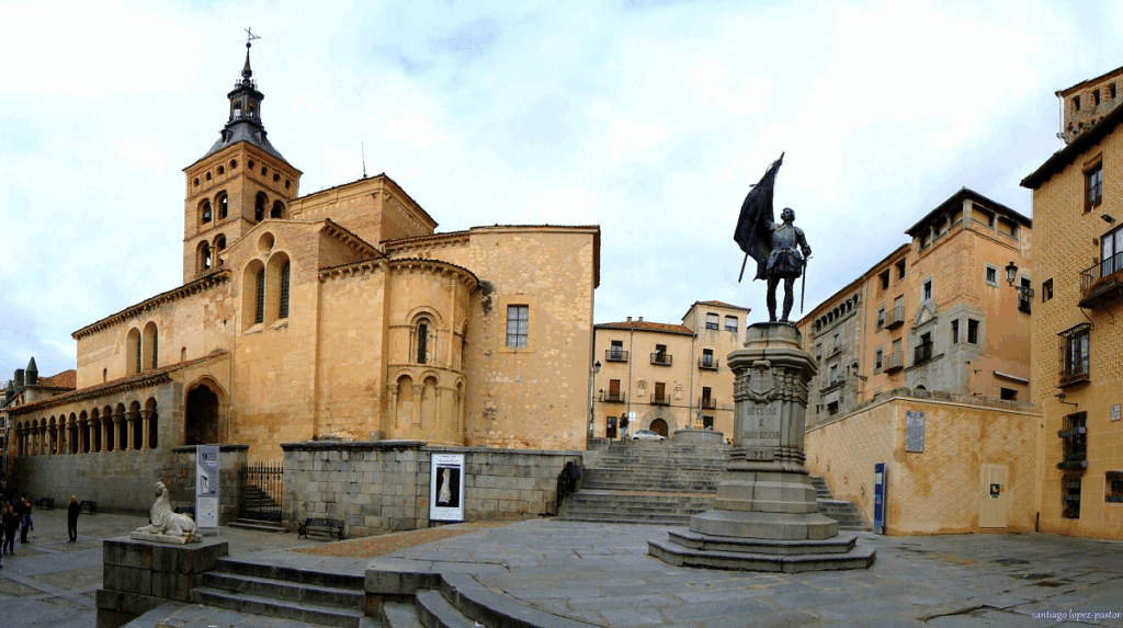 Plaza Medina del Campo Segovia - Canaltiempo21