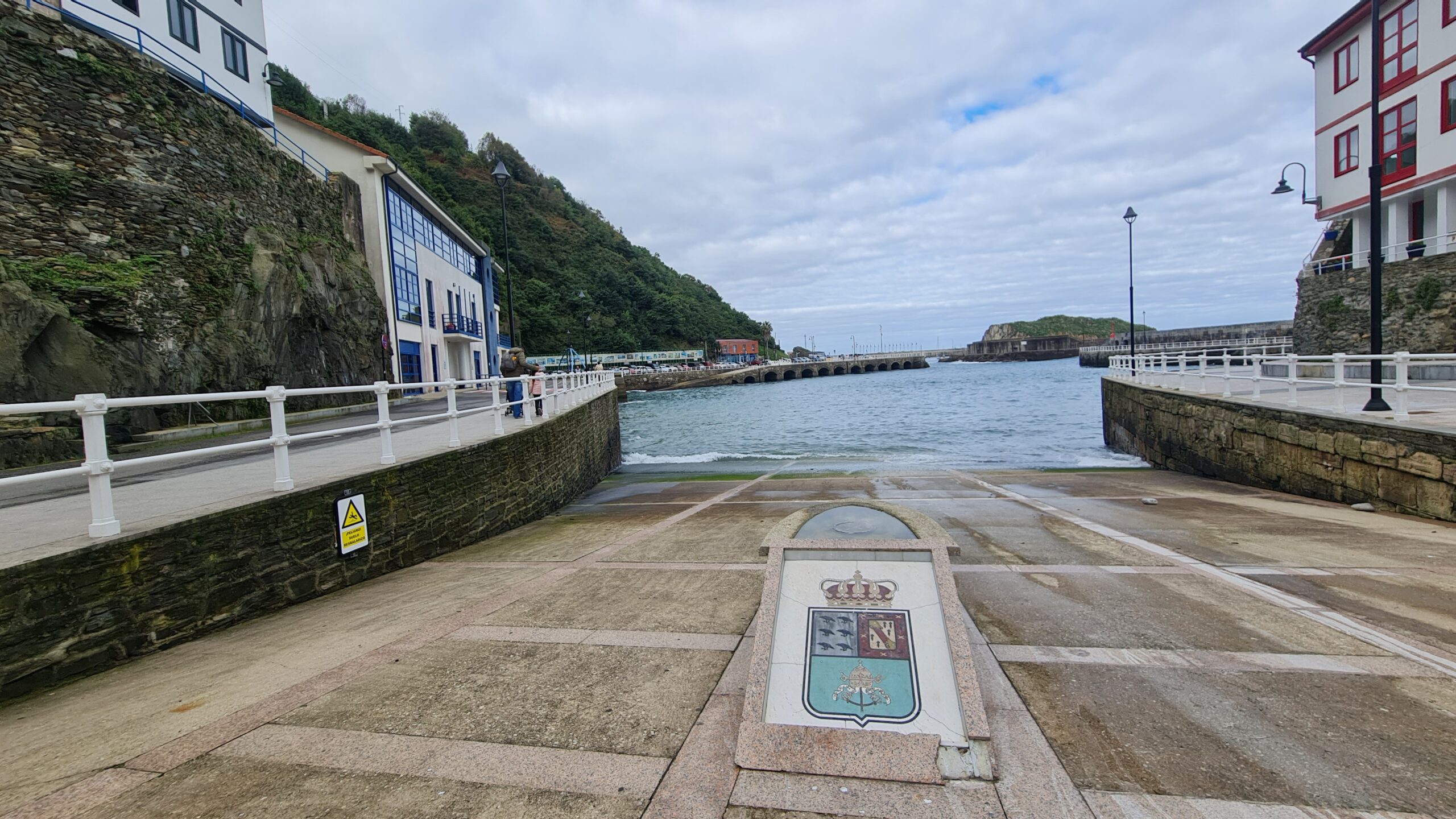Praça da Marina Cudillero - Magu Mathias