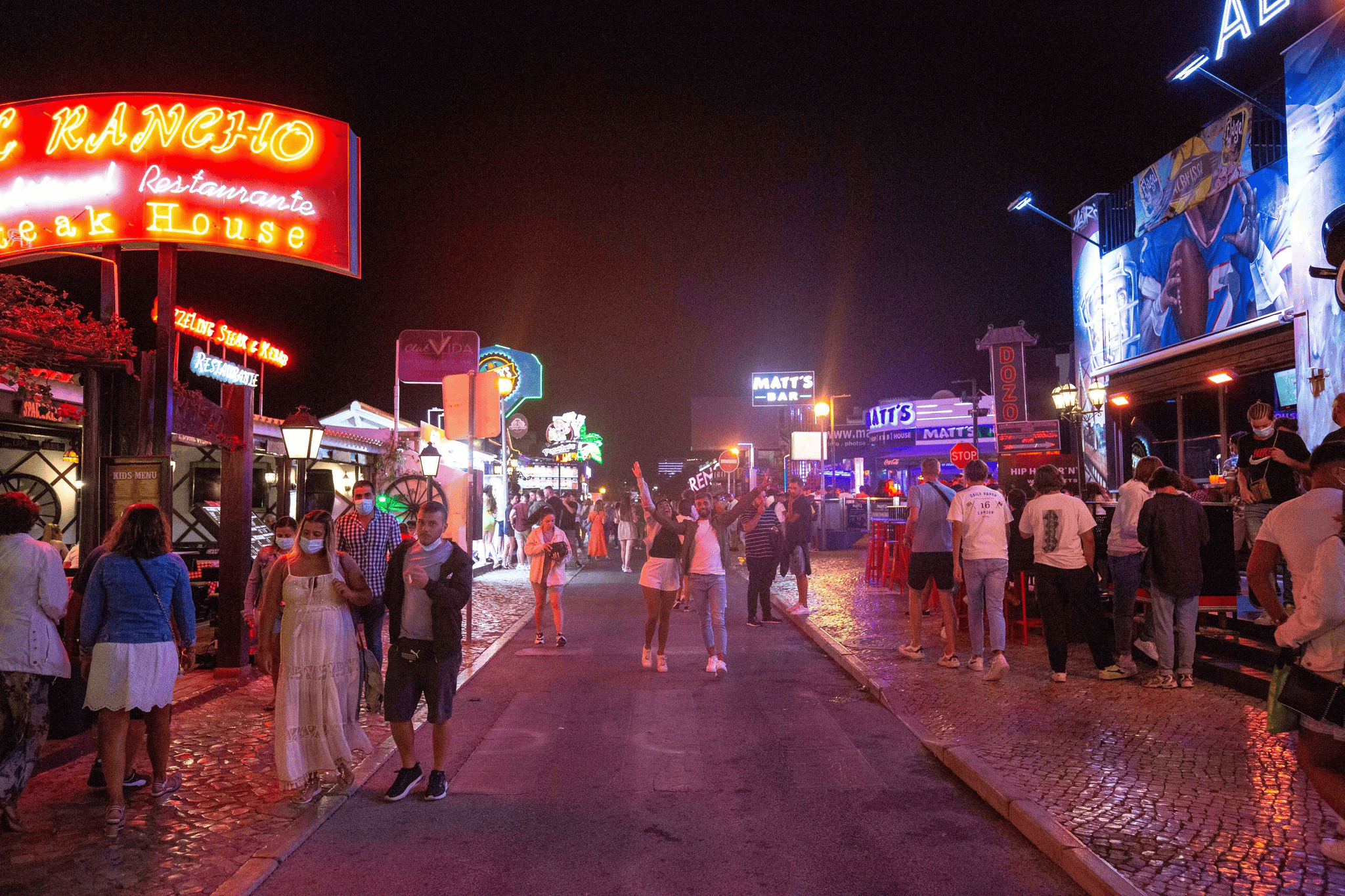 Rua da Oura Albufeira - Público