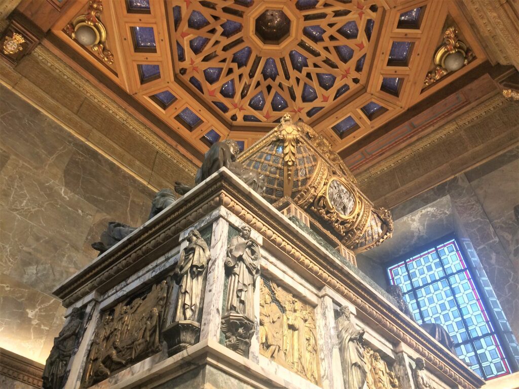 Túmulo de São João da Cruz Ávila - San Juan de la Cruz