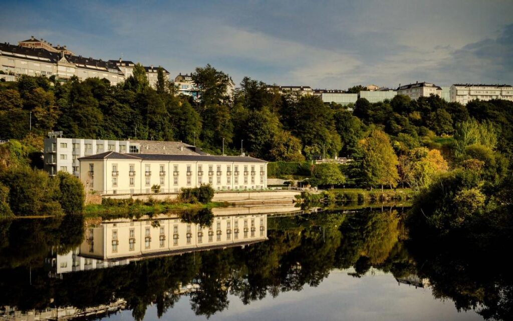 Banhos romanos em Lugo dentro de um chiquérrimo hotel e spa às margens do Minho - Balnearios