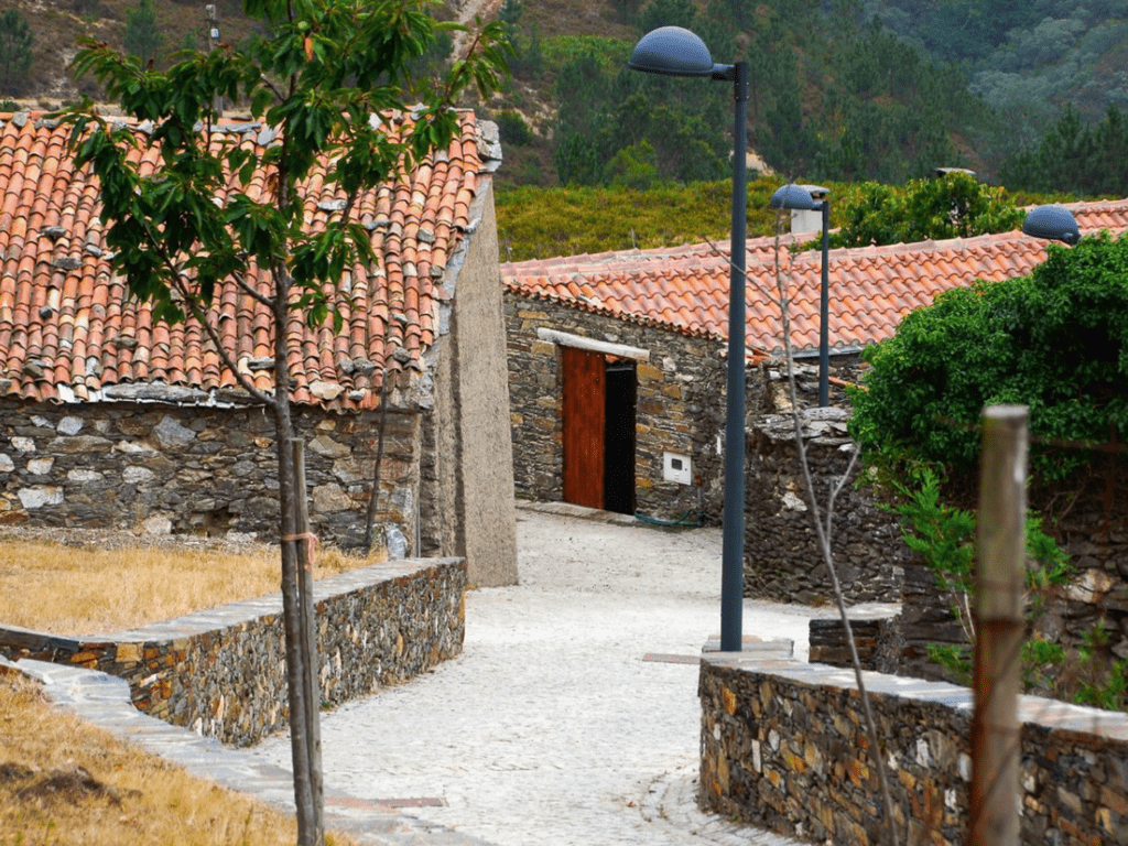 Aigra Velha Lousã - Aldeias do Xisto