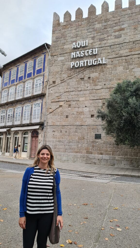 Aqui nasceu Portugal Guimaraes - Magu Mathias