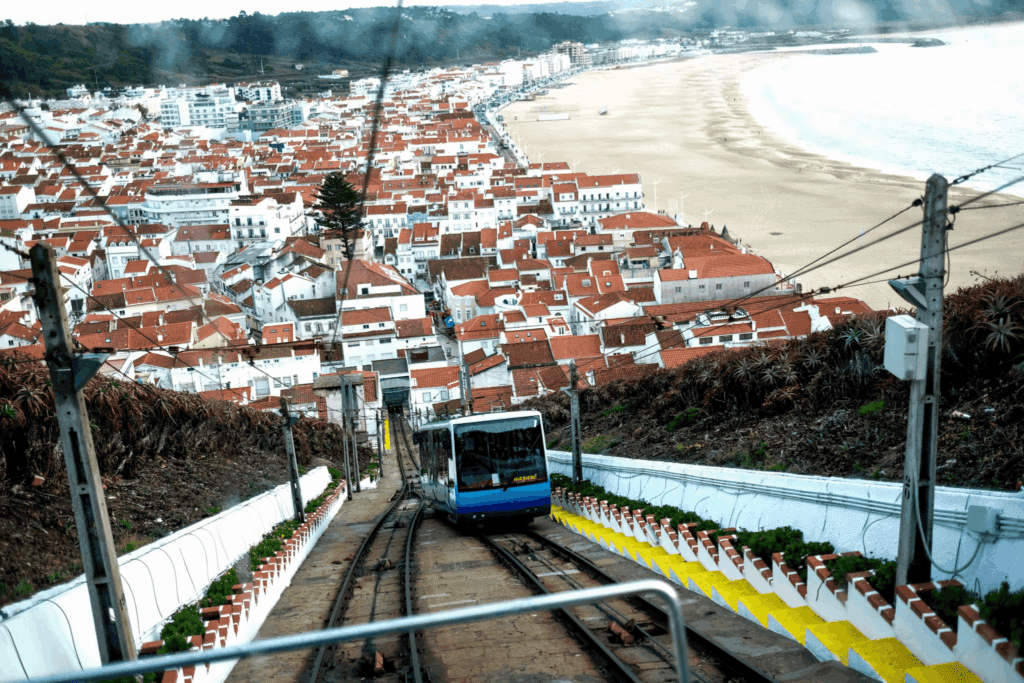 Ascensor de Nazaré - Público