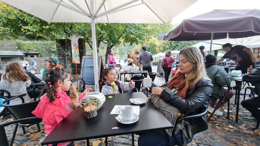 Cafe A Gruta Piodao - Magu Mathias