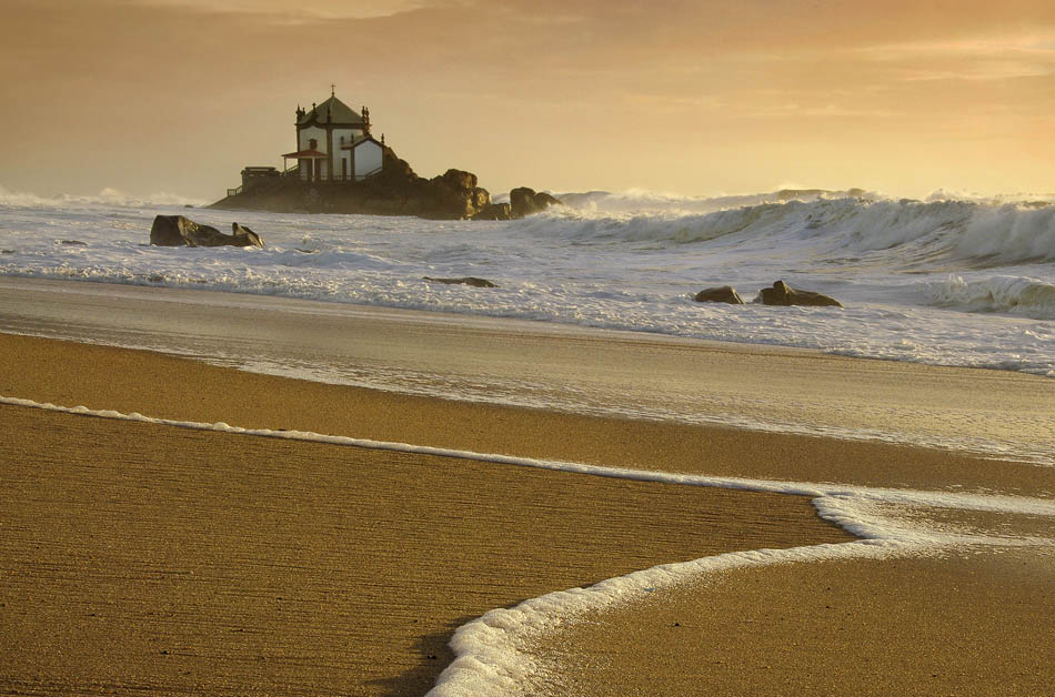 Capela do Senhor da Pedra Gaia - Portugal
