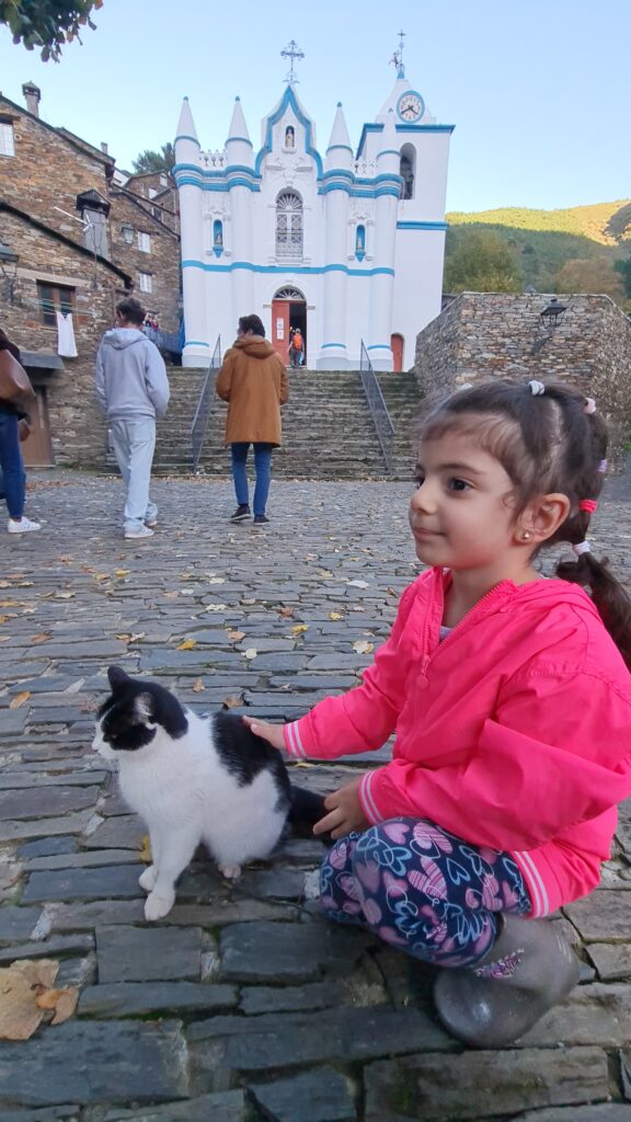 Gatos em Piodao - Magu Mathias