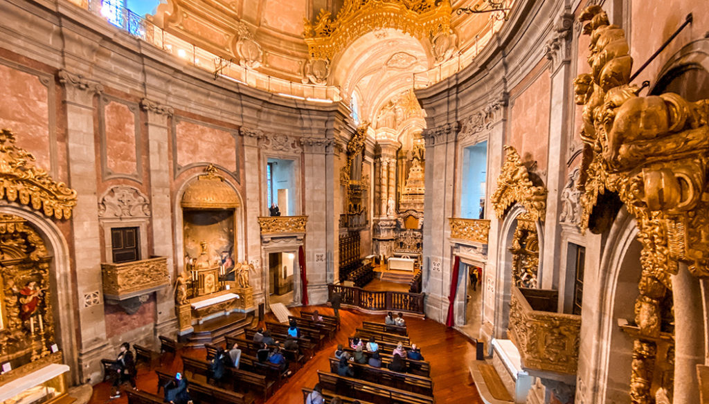 Igreja dos Clerigos Porto - Vou na Janela