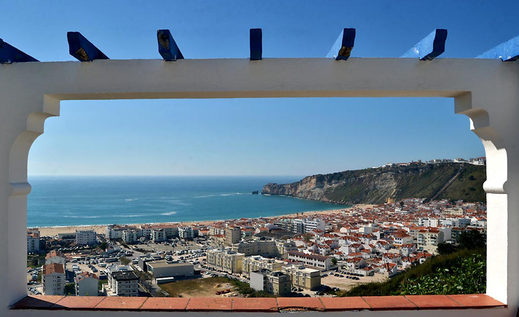 Mirante da Pederneira e sua vista incrível de Nazaré - Lisbon.vip