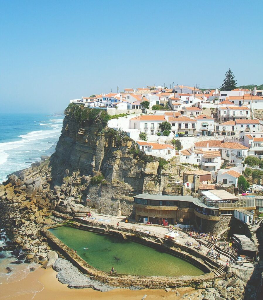 Praia das Azenhas do Mar Sintra - Lisboa Secreta