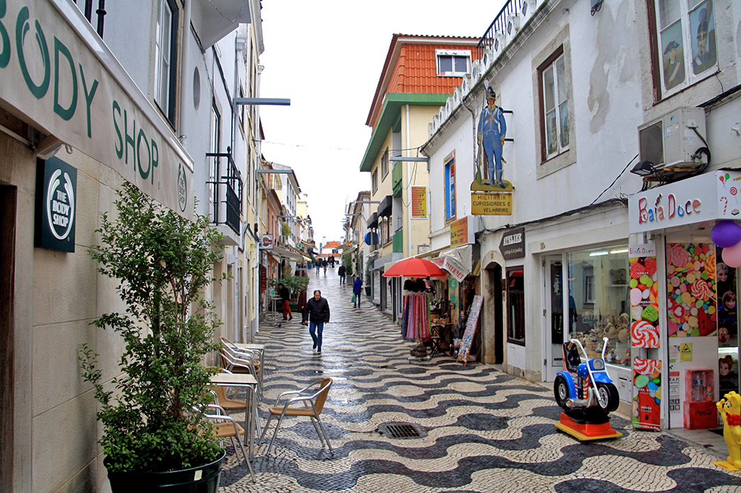 Rua Frederico Arouca Cascais - Travel and Images