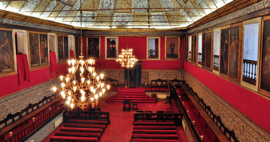 Universidade de Coimbra Sala dos Capelos - Center of Portugal
