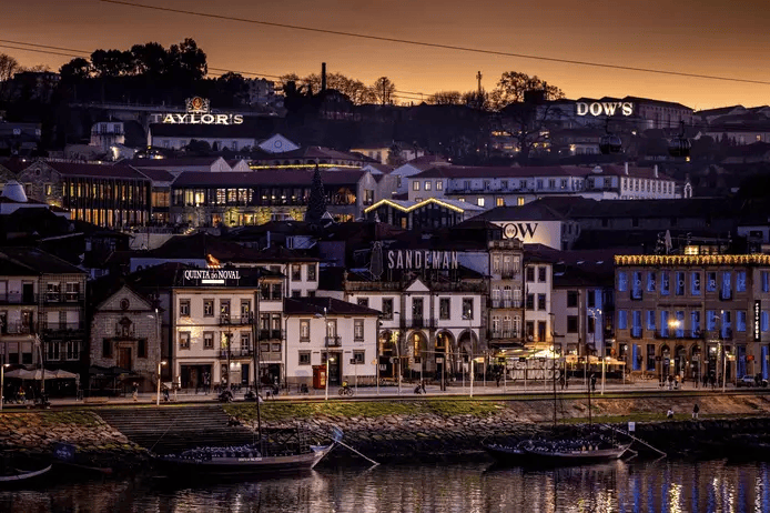 Vinicolas Vila Nova de Gaia Porto - Expresso