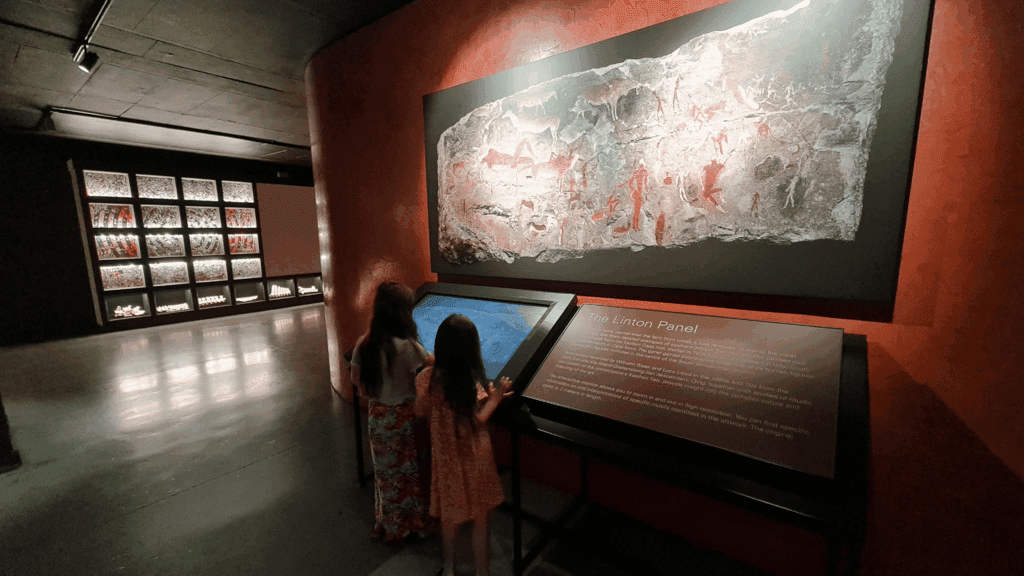 Origins Centre Wits Joanesburgo - Magu Mathias