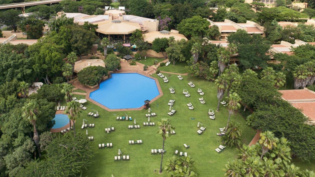 Cabanas Hotel Sun City - Rhino Africa