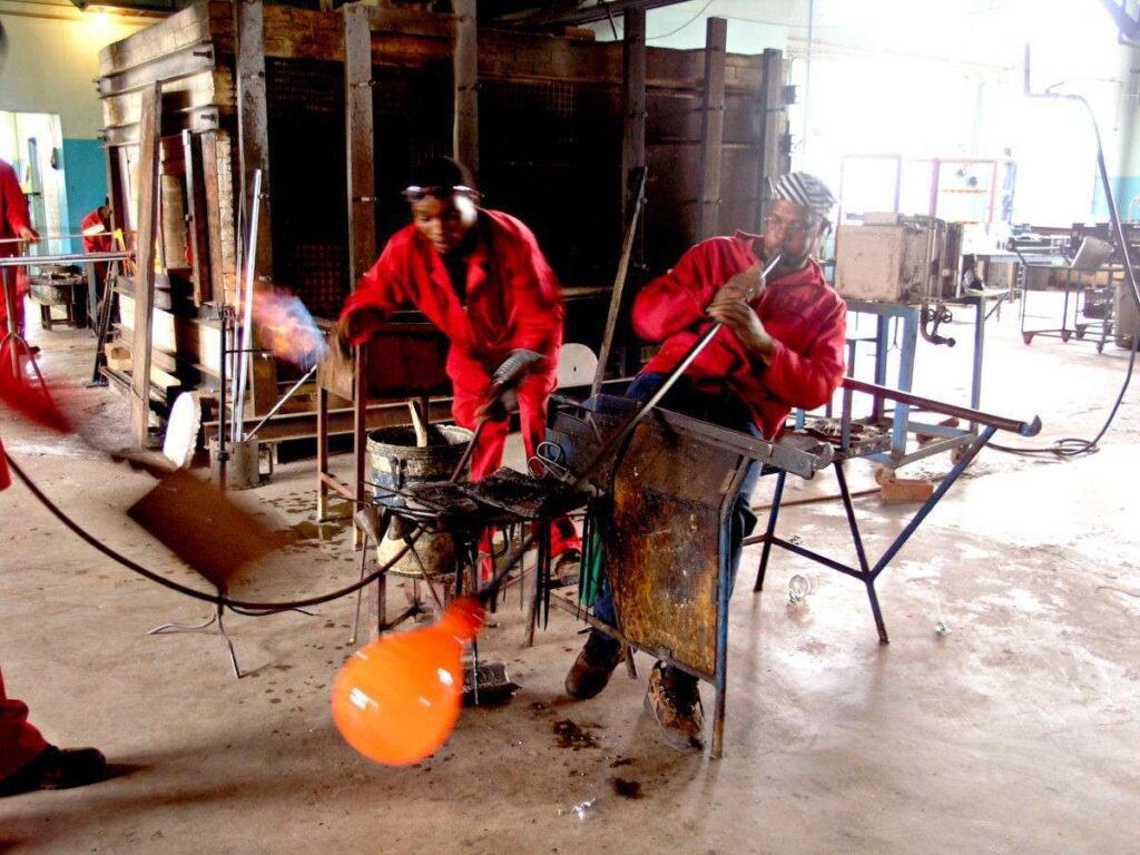 Ngwenya Glass Factory Essuatini - The Kingdom of Eswatini