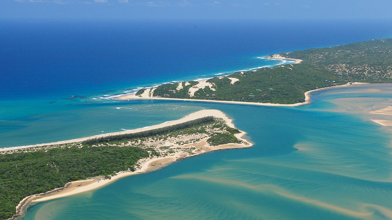 Praia de Santa Maria na Ilha de Inhaca (Maputo) - Gozo Azul Marine