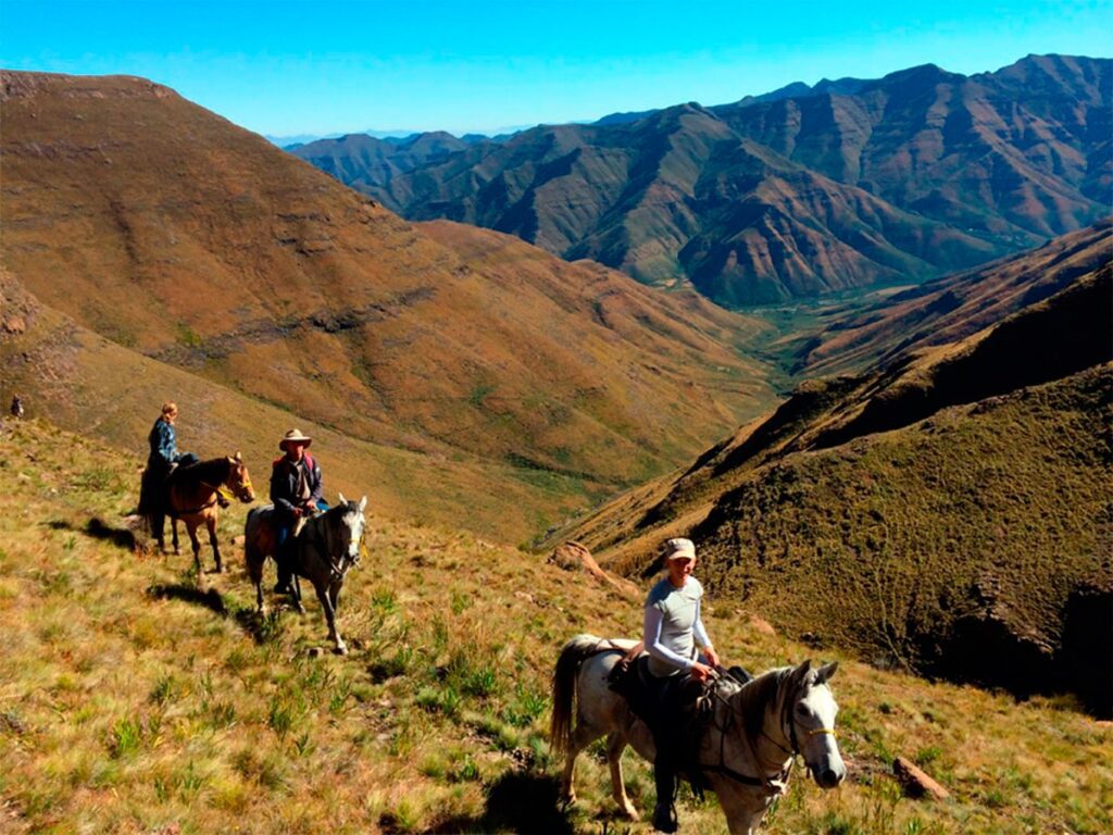 Roma Trading Post Lodge Lesoto - ampascachi.com