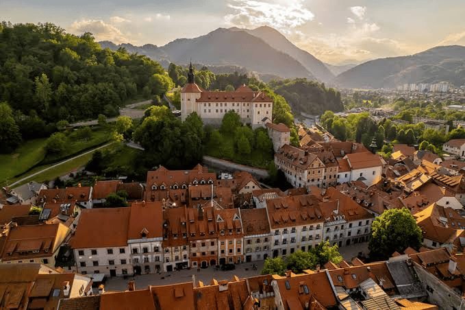 Cidade Škofja Loka Eslovenia - Cuaderno de Viaje