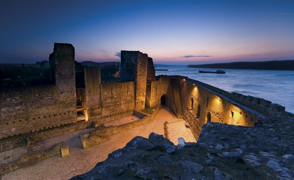 Fortaleza de Smederevo Belgrado Servia - SerbiaCOM