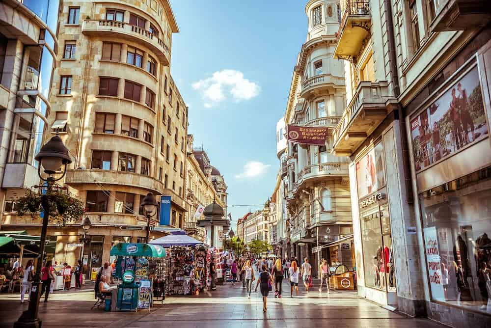 Knez Mihailova: a principal rua de pedestres de Belgrado - Travelling King