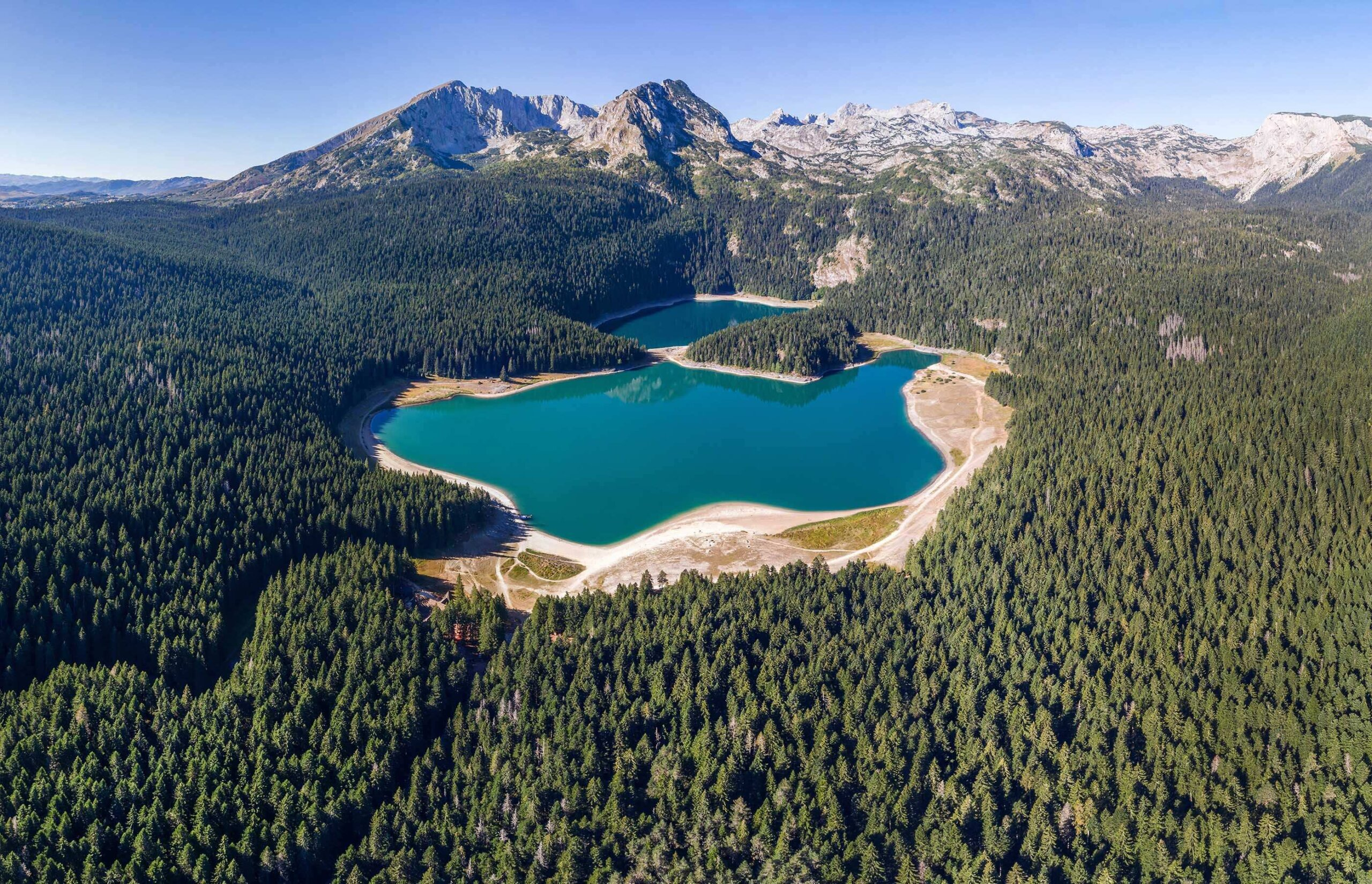 Parque Nacional Durmitor Black Lake Montenegro - Wanderlust Magazine